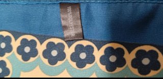 Pañuelo tacto seda estampado con conejos