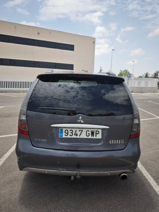 Mitsubishi Grandis 2010