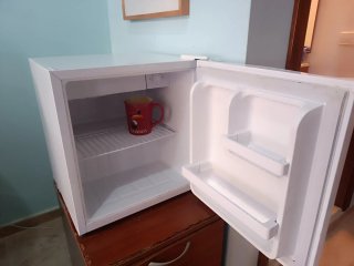 Nevera miniBar Universalblue Blanca