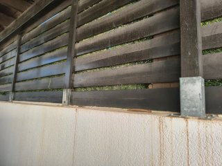 Pérgola de madera maciza