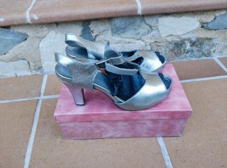 Sandalias de piel MAESTRE plateadas