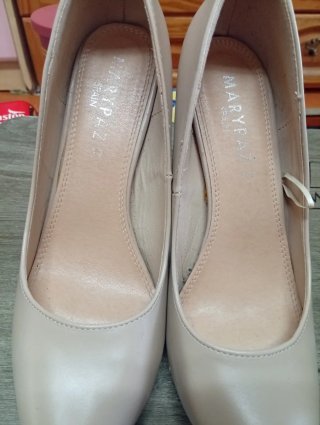 Zapatos de salón Marypaz beige talla 39