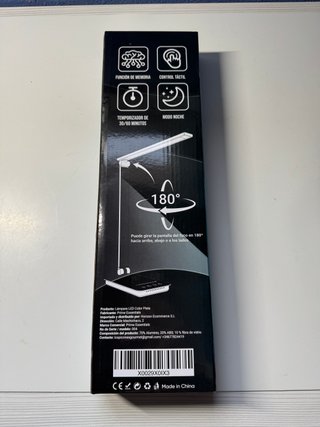 Flexo de escritorio plateado y blanco