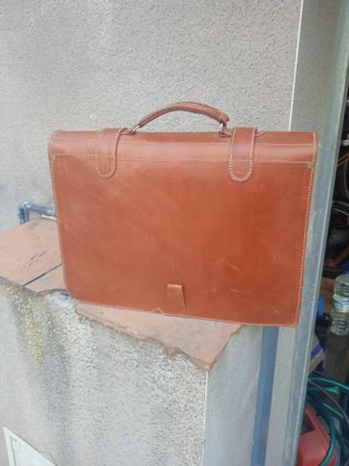 Cartera de cuero antigua