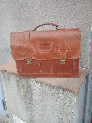 Cartera de cuero antigua