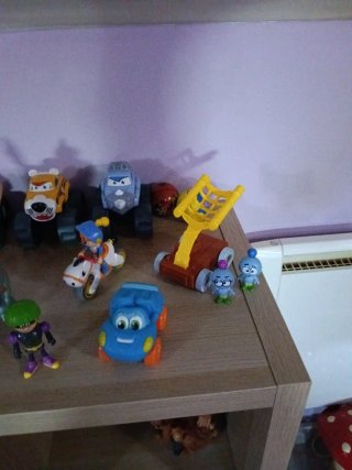 Lote Juguetes Niños: Coches y Figuras