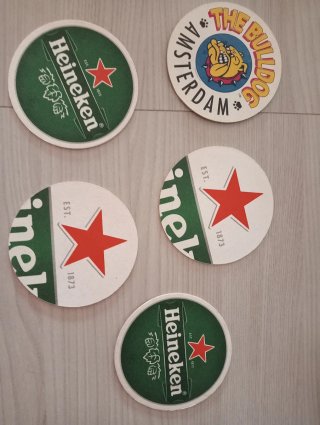Sottobicchieri Heineken e The Bulldog