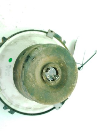 Land rover 21127274 faro izq 96070270045 defender