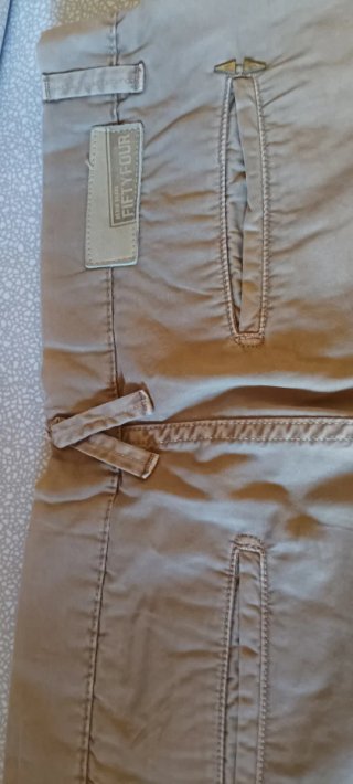 Bermuda uomo FiftyFour beige.Taglia 48