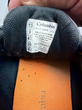 Zapatos Columbia Grises