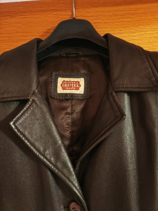 Chaquetón de piel marrón Talla M