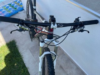 Lote de 5 bicicletas,  4 mtb y 1 carretera