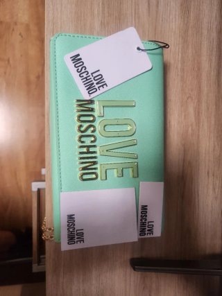 Bolso Love Moschino verde y dorado