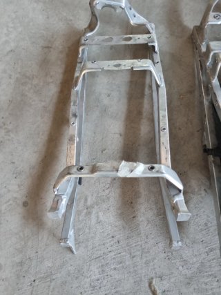 SUBCHASIS GSXR 85 ~ 95.
