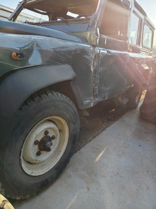 Land Rover Defender 2005