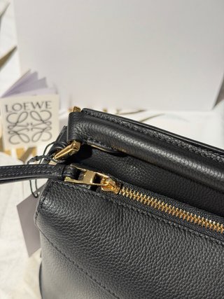 Bolso Loewe Puzzle Edge Negro Con ticket de tienda