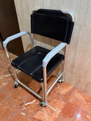 Silla de ducha y WC con ruedas (Aluminio / Imperme
