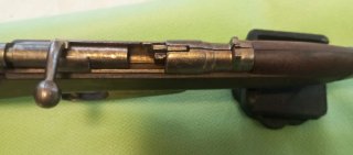 Rifle de juguete antiguo