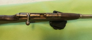 Rifle de juguete antiguo