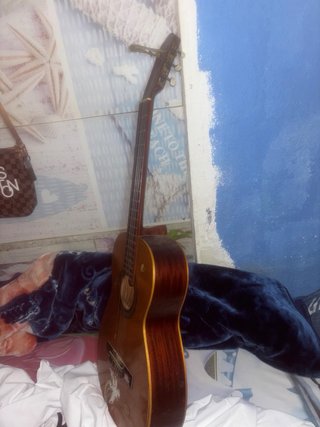 Guitarra acústica vintage