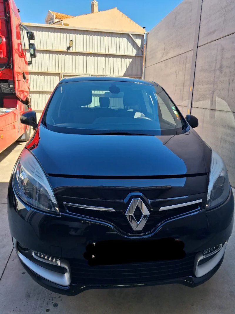 Renault Scenic 2014 - foto 1