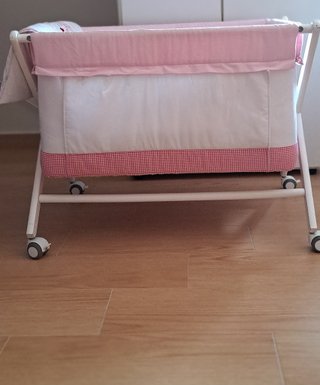 Minicuna bebé con colchón y vestiduras