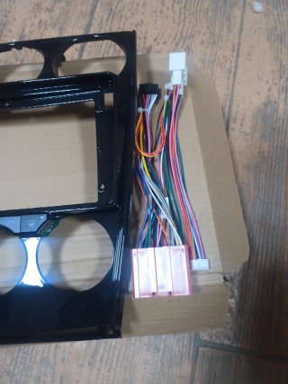Marco Pantalla Mazda 6 con botoneras Nuevo