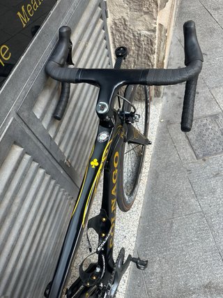 Bicicleta de carretera Colnago Negra