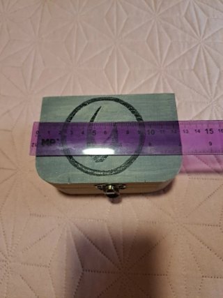 Cofre Madera Mandalorian pintado a mano