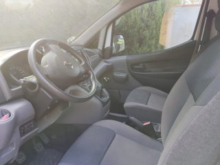 Nissan NV200 2011