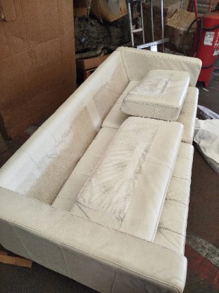 Sofá de Piel Blanco Ikea "URGE VENTA"