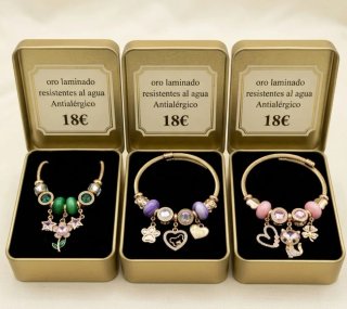 Pulseras de oro laminado