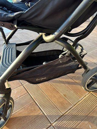 Passeggino Cybex EEZY S2+ in nero