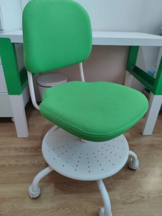 Escritorio Infantil con Silla Giratoria