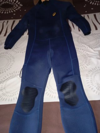 Traje de neopreno negro