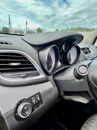 Opel Mokka 2016