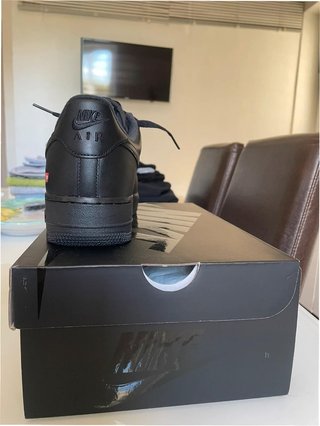Nike Air Force 1 Low Supreme Negro Talla 36.5