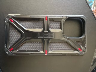 Funda UAG iPhone 15 Pro Max