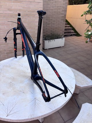 Cuadro KTM Myroon Carbono Prime Y Horquilla Fox