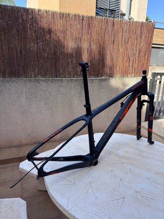 Cuadro KTM Myroon Carbono Prime Y Horquilla Fox