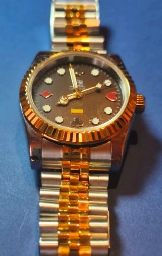 Reloj automático, edición limitada.