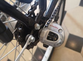 Bicicleta urbana negra