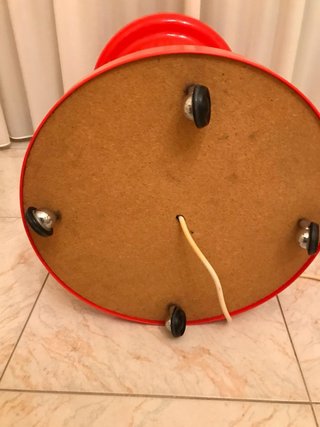 Tavolino vintage rosso in plastica