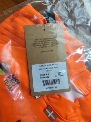 A estrenar Maillot Ciclismo Euskaltel Talla XL Nar