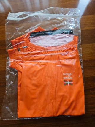 A estrenar Maillot Ciclismo Euskaltel Talla XL Nar