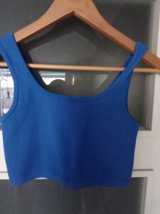 Top azul de canalé talla S