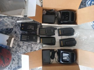 Maxon SL 100K-V2 Walkie Talkie + Cargador