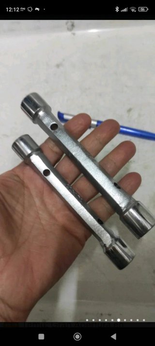 2 llaves de tubo 10-12 y 12-13