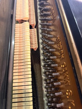 Piano Vertical YAMAHA U1
