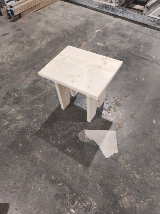 Taburete de madera natural,  la cantidad que quier